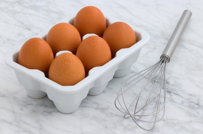 Mengoptimalkan Proses Pembuatan Tray Telur